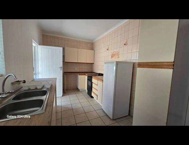 3 BEDROOM PROPERTY TO RENT IN FREEWAY PARK
